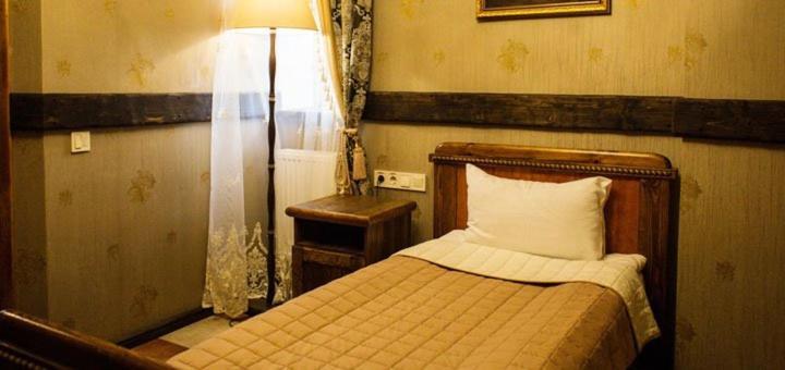 Hotel Fortetsya Hetmana Hatne Bagian luar foto