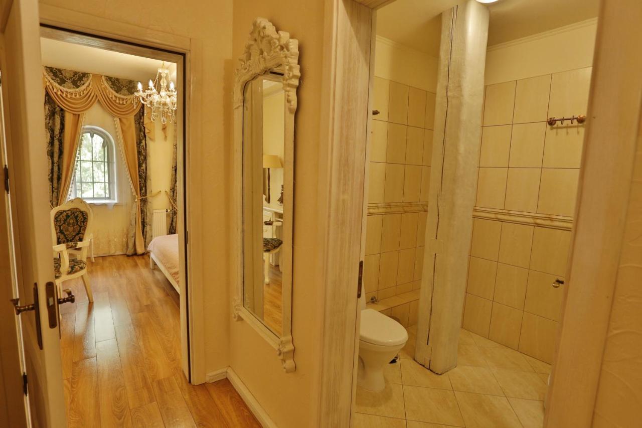 Hotel Fortetsya Hetmana Hatne Bagian luar foto